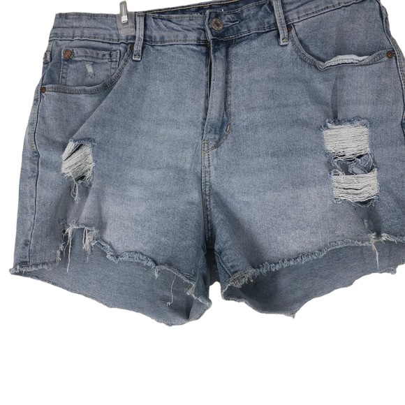 Denizen by Levi’s High-Rise Distressed Destroyed Shorts, Cutoffs, Light Wash 12 - Picture 1 of 8